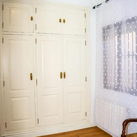 El Patio De Naranjos * Guadalupe (Extremadura)