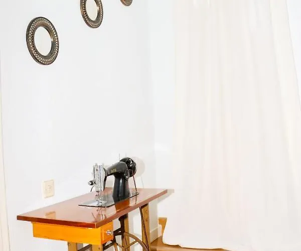 El Patio De Naranjos *