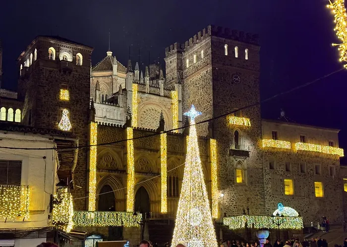El Patio De Naranjos Guadalupe (Extremadura)